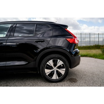 Volvo   SUV 2022,  1.5 hybryda, automat - Na sprzedaż za 134 900 zł - Warszawa - zdjęcie 12