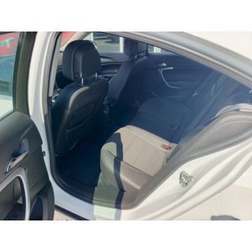 Opel Insignia  Hatchback 2010,  1.6 benzyna - Na sprzedaż za 26 000 zł - Chełm - zdjęcie 8