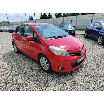 Toyota Yaris  Hatchback 2012,  1.3 benzyna - Na sprzedaż za 26 500 zł - Chełm - zdjęcie 2