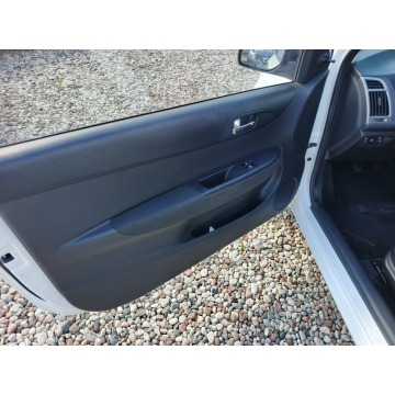 Hyundai i20  Hatchback 2012,  1.2 benzyna - Na sprzedaż za 12 500 zł - Chełm - zdjęcie 9