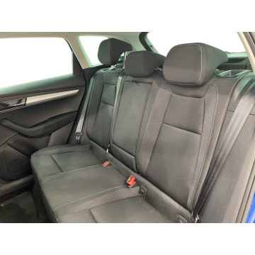 Skoda Karoq  SUV 2023,  2.0 diesel, automat - Na sprzedaż za 86 900 zł - Warszawa - zdjęcie 12