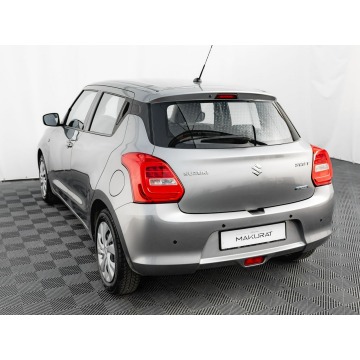 Suzuki Swift  Hatchback 2021,  1.2 benzyna - Na sprzedaż za 39 700 zł - Gdańsk - zdjęcie 4