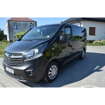 Opel Vivaro  Bus 2015,  1.6 diesel - Na sprzedaż za 42 900 zł - Majdan Sieniawski - zdjęcie 4