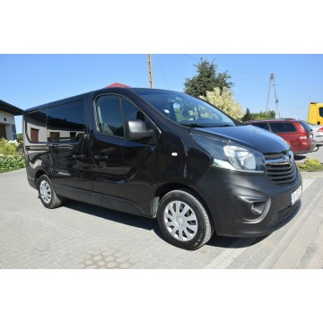 Opel Vivaro  Bus 2015,  1.6 diesel - Na sprzedaż za 42 900 zł - Majdan Sieniawski - zdjęcie 8