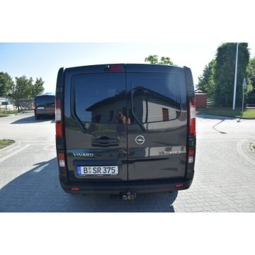Opel Vivaro  Bus 2015,  1.6 diesel - Na sprzedaż za 42 900 zł - Majdan Sieniawski - zdjęcie 12