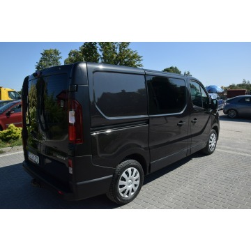 Opel Vivaro  Bus 2015,  1.6 diesel - Na sprzedaż za 42 900 zł - Majdan Sieniawski - zdjęcie 11