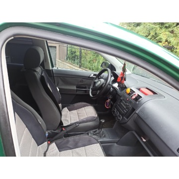Volkswagen Polo  Hatchback 2004 benzyna - Na sprzedaż za 3 500,00 zł - Zamość - zdjęcie 5