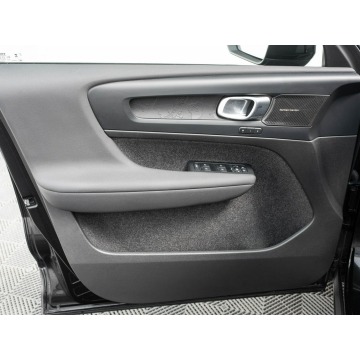 Volvo   SUV 2023 elektryczny, automat - Na sprzedaż za 143 850 zł - Gdańsk - zdjęcie 9