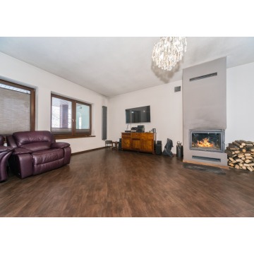 Sprzedam dom Istebna - ,  pow.  450 m2,  działka:   2270 m2 - zdjęcie 7
