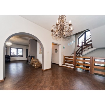 Sprzedam dom Istebna - ,  pow.  450 m2,  działka:   2270 m2 - zdjęcie 8