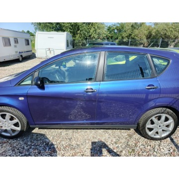 Seat Altea  Hatchback 2004,  1.6 benzyna - Na sprzedaż za 13 900 zł - Chełm - zdjęcie 4