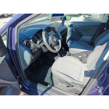Seat Altea  Hatchback 2004,  1.6 benzyna - Na sprzedaż za 13 900 zł - Chełm - zdjęcie 6