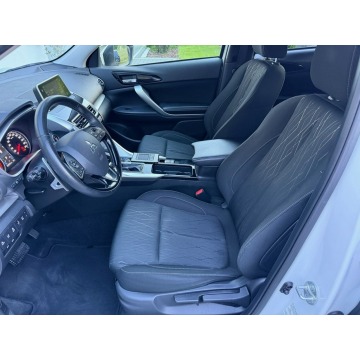 Mitsubishi Eclipse Cross  SUV 2018,  1.5 benzyna, automat - Na sprzedaż za 67 700 zł - Kotarwice - zdjęcie 6