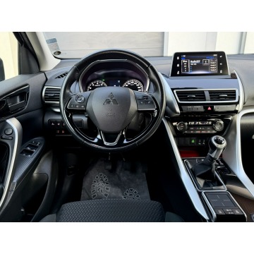 Mitsubishi Eclipse Cross  SUV 2018,  1.5 benzyna, automat - Na sprzedaż za 62 900 zł - Kotarwice - zdjęcie 7