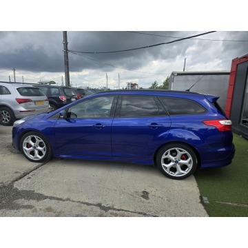 Ford Focus  Kombi 2013,  2.0 benzyna - Na sprzedaż za 39 900 zł - Kraków - zdjęcie 7
