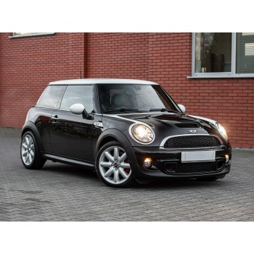 Mini Cooper S  Hatchback 2011,  1.6 benzyna - Na sprzedaż za 29 900 zł - Podzagajnik - zdjęcie 2