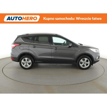 Ford Kuga  SUV 2017,  1.5 benzyna - Na sprzedaż za 47 600 zł - Warszawa - zdjęcie 9