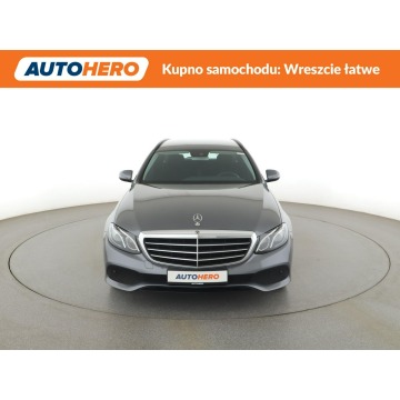 Mercedes - Benz E-klasa  SUV 2020,  1.6 diesel, automat - Na sprzedaż za 84 400 zł - Warszawa - zdjęcie 11