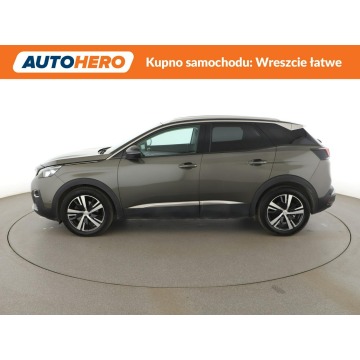 Peugeot 3008  SUV 2018,  1.2 benzyna - Na sprzedaż za 52 600 zł - Warszawa - zdjęcie 2