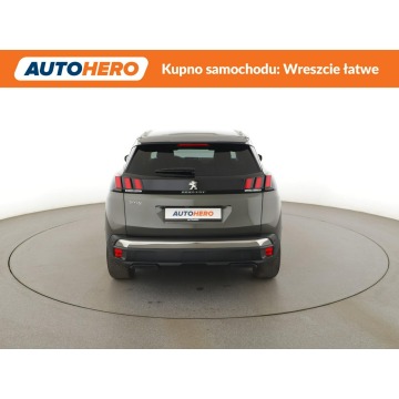 Peugeot 3008  SUV 2018,  1.2 benzyna - Na sprzedaż za 52 600 zł - Warszawa - zdjęcie 6