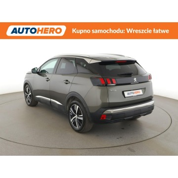 Peugeot 3008  SUV 2018,  1.2 benzyna - Na sprzedaż za 52 600 zł - Warszawa - zdjęcie 4