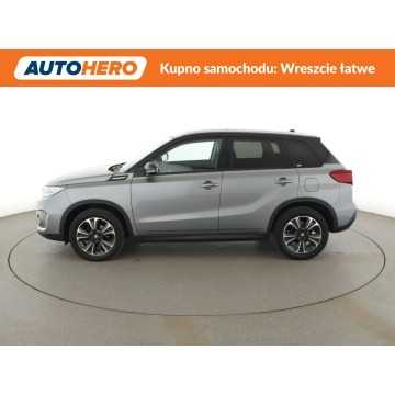 Suzuki Vitara  SUV 2020,  1.4 benzyna - Na sprzedaż za 63 900 zł - Warszawa - zdjęcie 2