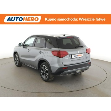 Suzuki Vitara  SUV 2020,  1.4 benzyna - Na sprzedaż za 63 900 zł - Warszawa - zdjęcie 4