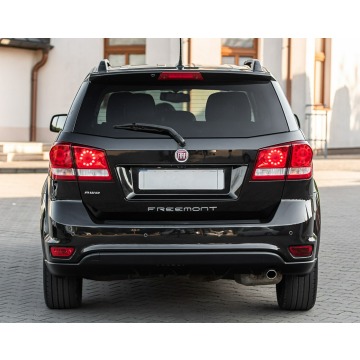Fiat Freemont  SUV 2015,  2.0 diesel, automat - Na sprzedaż za 43 900 zł - Podzagajnik - zdjęcie 12