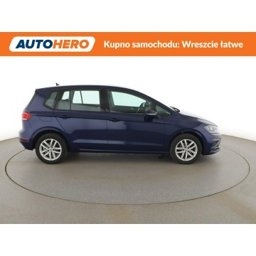 Volkswagen Golf Sportsvan  Minivan/Van 2019,  1.0 benzyna - Na sprzedaż za 45 700 zł - Warszawa - zdjęcie 9