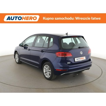 Volkswagen Golf Sportsvan  Minivan/Van 2019,  1.0 benzyna - Na sprzedaż za 45 700 zł - Warszawa - zdjęcie 4