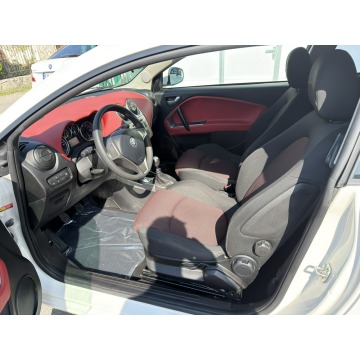 Alfa Romeo MiTo  Hatchback 2010,  1.4 benzyna - Na sprzedaż za 13 500 zł - Gdów - zdjęcie 9