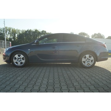 Opel Insignia  Sedan/Limuzyna 2016,  2.0 diesel, automat - Na sprzedaż za 34 900 zł - Goczałkowice-Zdrój - zdjęcie 9