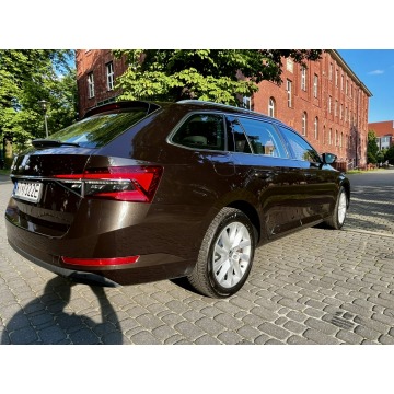Skoda Superb  Kombi 2021,  2.0 diesel, automat - Na sprzedaż za 84 900 zł - Jejkowice - zdjęcie 5