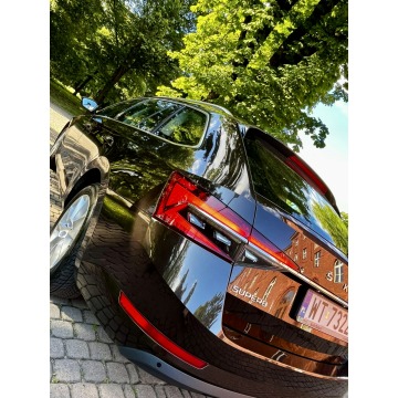 Skoda Superb  Kombi 2021,  2.0 diesel, automat - Na sprzedaż za 84 900 zł - Jejkowice - zdjęcie 9