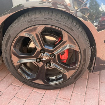 Ford Fiesta  Hatchback 2015,  1.6 benzyna - Na sprzedaż za 33 500 zł - Sade Budy - zdjęcie 5
