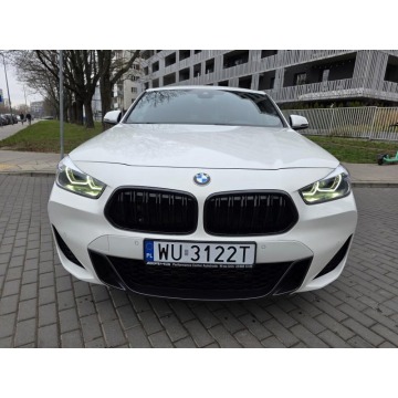 BMW   Terenowy 2022,  2.0 benzyna, automat - Na sprzedaż za 108 900 zł - Warszawa - zdjęcie 2
