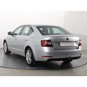 Skoda Octavia  Hatchback 2019,  1.5 benzyna, automat - Na sprzedaż za 56 999 zł - Katowice - zdjęcie 6