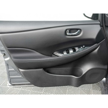 Nissan Leaf  Hatchback 2023 elektryczny, automat - Na sprzedaż za 79 850 zł - Gdynia - zdjęcie 9