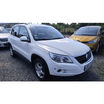 Volkswagen Tiguan  SUV 2008,  2.0 benzyna - Na sprzedaż za 24 900 zł - Szczecin - zdjęcie 2