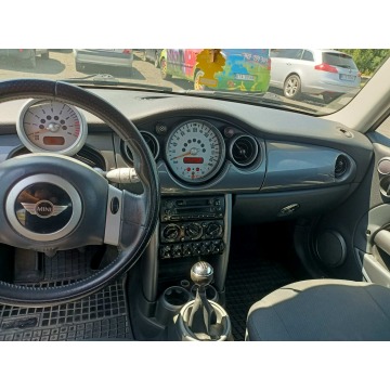 Mini ONE  Hatchback 2004,  1.6 benzyna - Na sprzedaż za 4 500,00 zł - Tarnów - zdjęcie 7