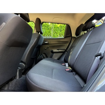 Suzuki Swift  Hatchback 2021,  1.2 benzyna - Na sprzedaż za 39 900 zł - Tychy - zdjęcie 10