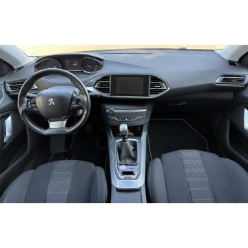 Peugeot 308  Hatchback 2014,  1.2 benzyna - Na sprzedaż za 24 900 zł - Pyzdry - zdjęcie 9