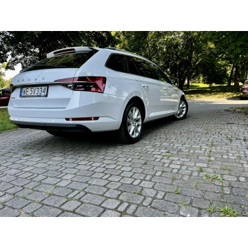 Skoda Superb  Kombi 2022,  2.0 diesel, automat - Na sprzedaż za 74 900 zł - Jejkowice - zdjęcie 4