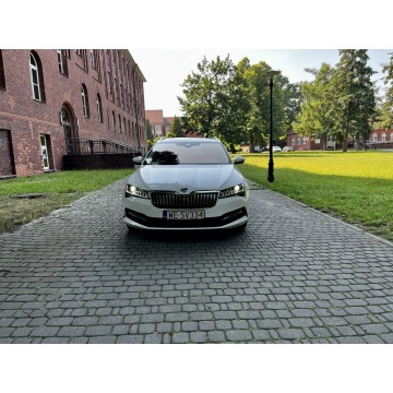 Skoda Superb  Kombi 2022,  2.0 diesel, automat - Na sprzedaż za 74 900 zł - Jejkowice - zdjęcie 10