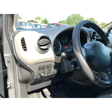 Peugeot Partner  Minivan/Van 2013,  1.6 diesel - Na sprzedaż za 26 900 zł - Twardów - zdjęcie 11