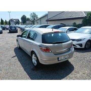 Opel Astra  Hatchback 2009,  1.6 benzyna+LPG - Na sprzedaż za 10 999 zł - Chrzanów - zdjęcie 5