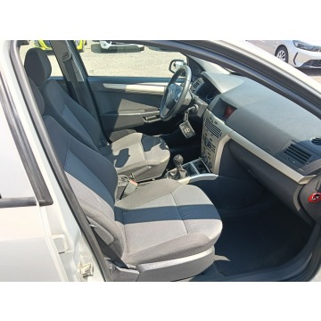 Opel Astra  Hatchback 2009,  1.6 benzyna+LPG - Na sprzedaż za 10 999 zł - Chrzanów - zdjęcie 10