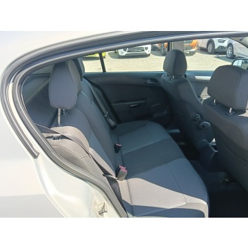 Opel Astra  Hatchback 2009,  1.6 benzyna+LPG - Na sprzedaż za 10 999 zł - Chrzanów - zdjęcie 11
