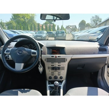 Opel Astra  Hatchback 2009,  1.6 benzyna+LPG - Na sprzedaż za 10 999 zł - Chrzanów - zdjęcie 12