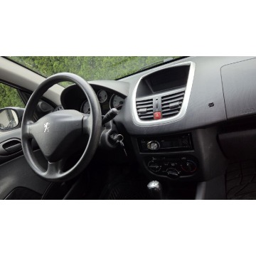 Peugeot 206 plus  Hatchback 2010,  1.4 diesel - Na sprzedaż za 3 500,00 zł - Wałbrzych - zdjęcie 4